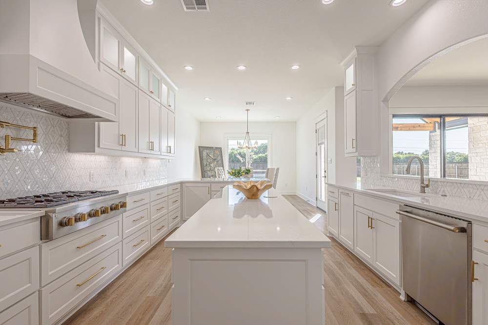 Scenic Custom Rural Acreage Home in McGregor, TX